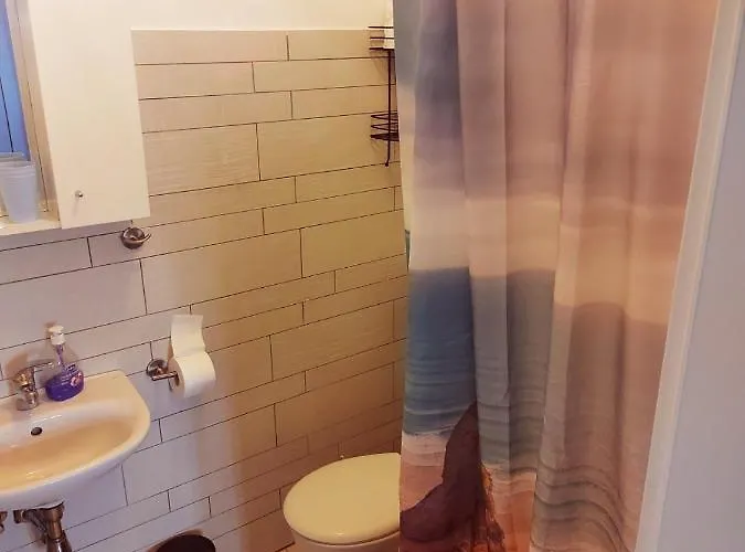 House Διαμέρισμα *