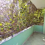 דירה House *